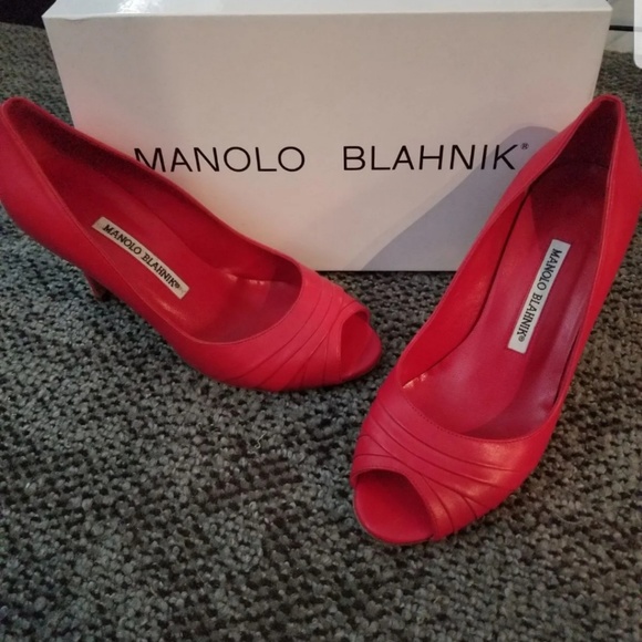 heels - Picture 2 of 6